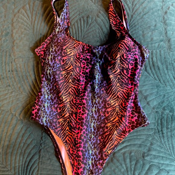 MIAIULIA Women's Retro 80s/90s Inspired High Cut Low Back Padding One Piece M - Picture 1 of 8